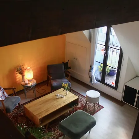 Charming Close To Republique Paris