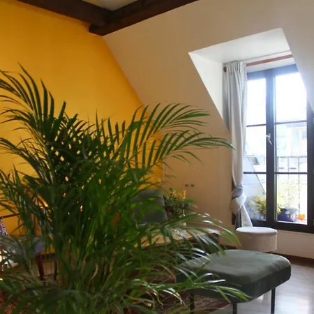 Charming Close To Republique Paris
